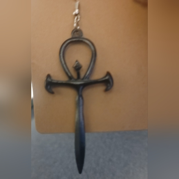 Sword Earrings - Picture 2 of 3